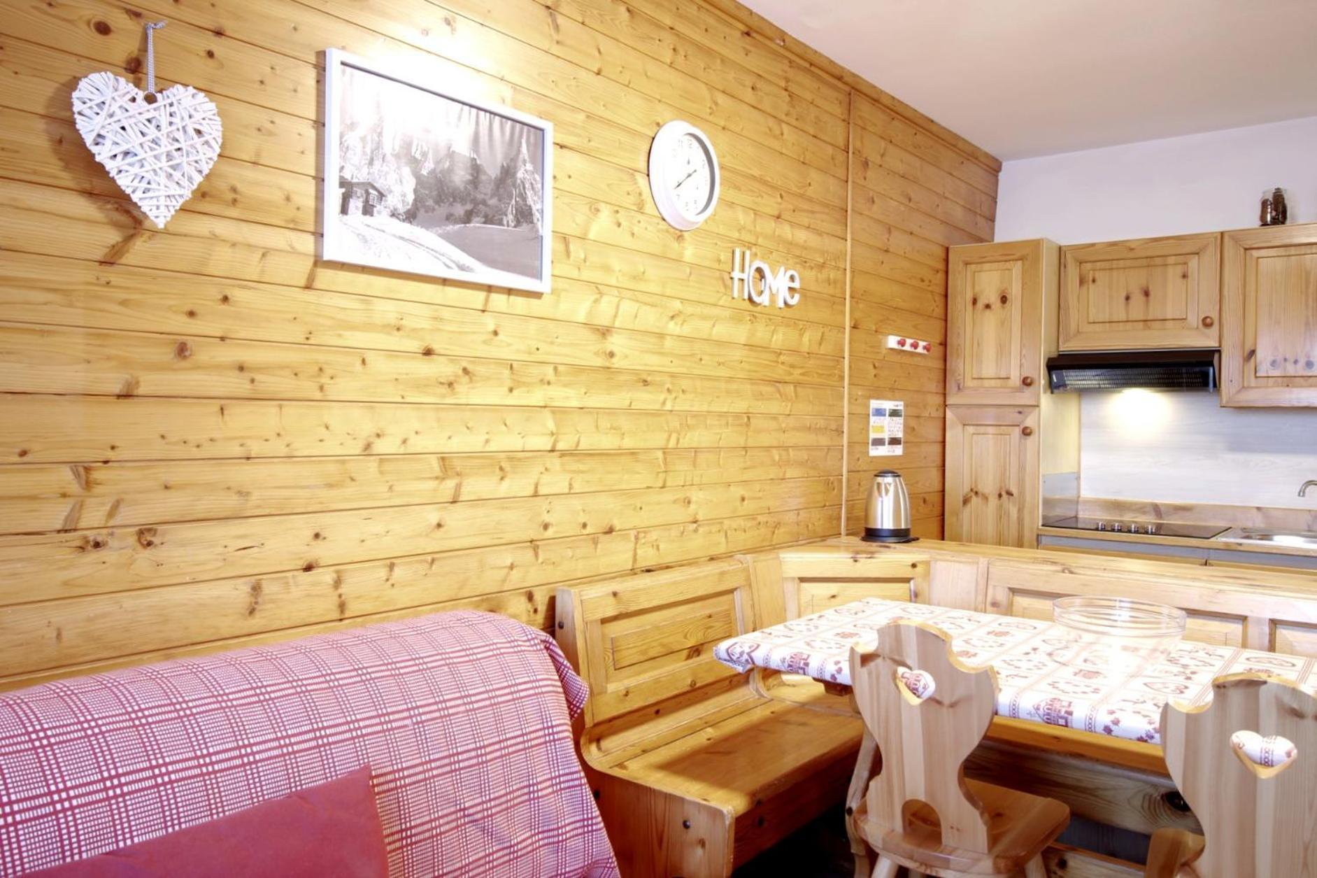 La Tana - Agenzia Dolomiti Affitti Apartment Cavalese Bagian luar foto